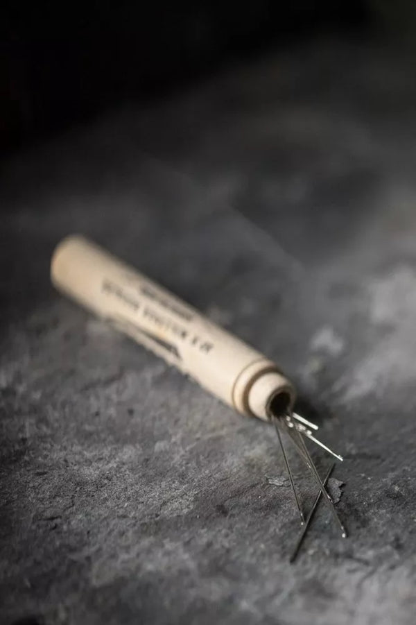 Merchant & Mills Straws milliner needles in wooden case for tacking, basting, and pleating