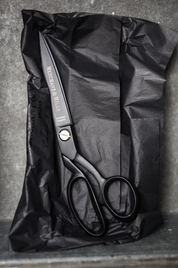 Merchant & Mills Xylan 10" Scissors, matt black non-stick shears for smooth, precise fabric cutting