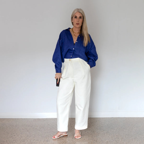 Terra Pant Sewing Pattern – high-waisted, pleated, tapered leg pants with pockets